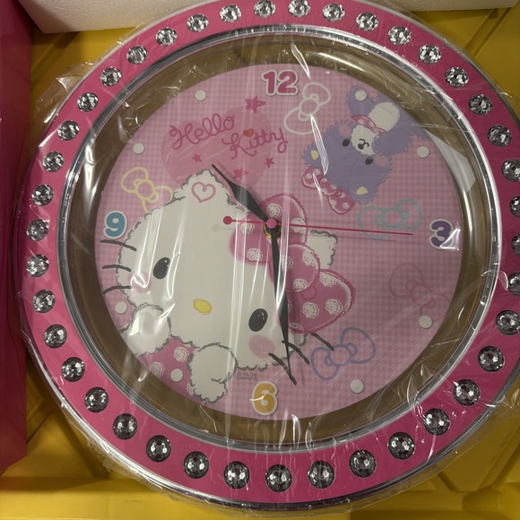 NIB Sanrio Authentic Hello Kitty Wall Clock Pink/Bejeweled  From Japan - Picture 2 of 4
